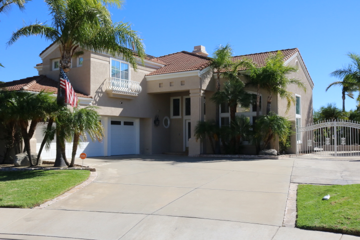 Property main image